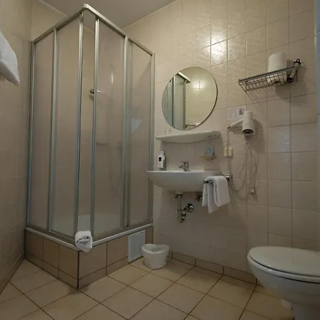 Bistro-pension Vis-a-vis Guest house Vohburg an der Donau